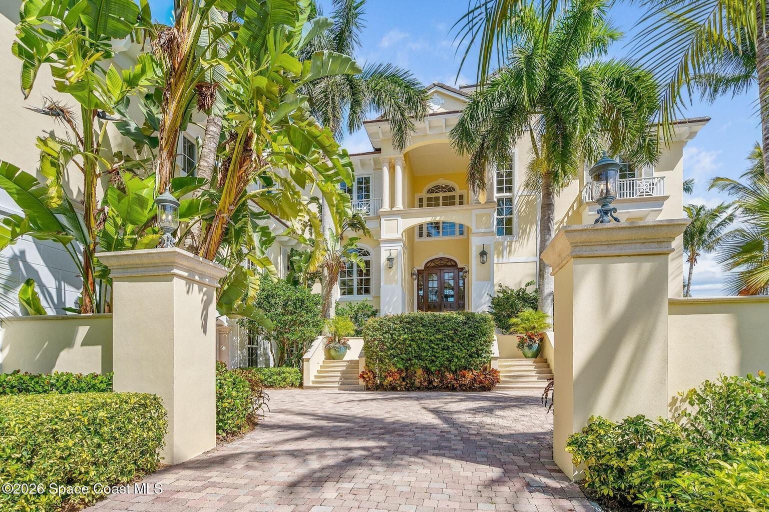 211 Beachside Drive