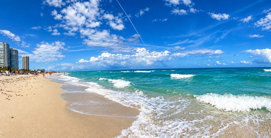 Florida beach with turquoise water and white sand